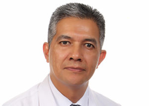 Dr. Arturo Cázarez